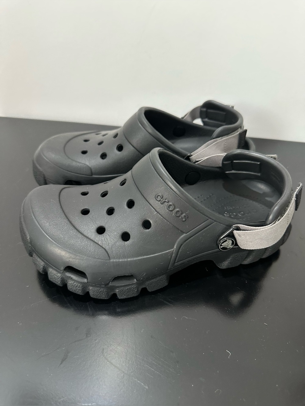 CROCS Kids Classic Clog with Gray Heel Strap in Charcoal